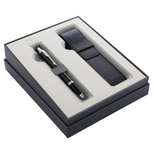 Подарочный набор Parker: шариковая ручка IM Core Black CT с чехлом